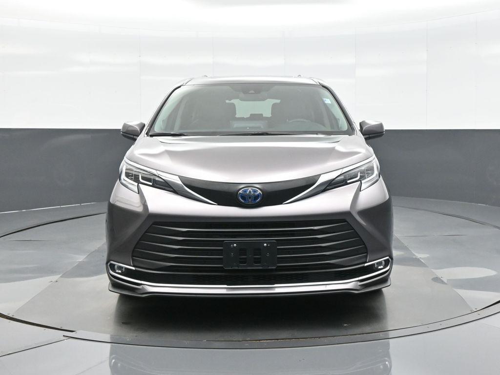 used 2021 Toyota Sienna car, priced at $36,998