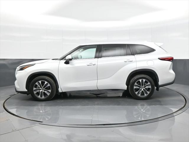 used 2022 Toyota Highlander car, priced at $36,980