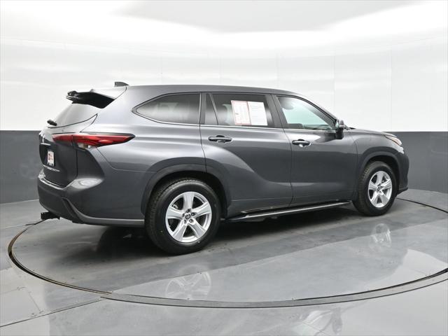 used 2023 Toyota Highlander car, priced at $35,883