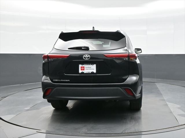 used 2023 Toyota Highlander car, priced at $35,609