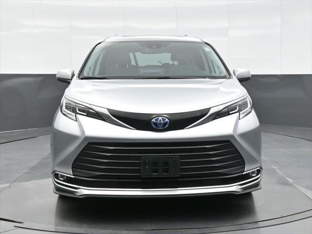 used 2021 Toyota Sienna car, priced at $31,345