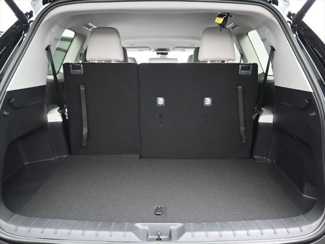new 2025 Toyota Highlander car, priced at $43,048