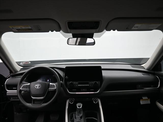 new 2025 Toyota Highlander car, priced at $43,048