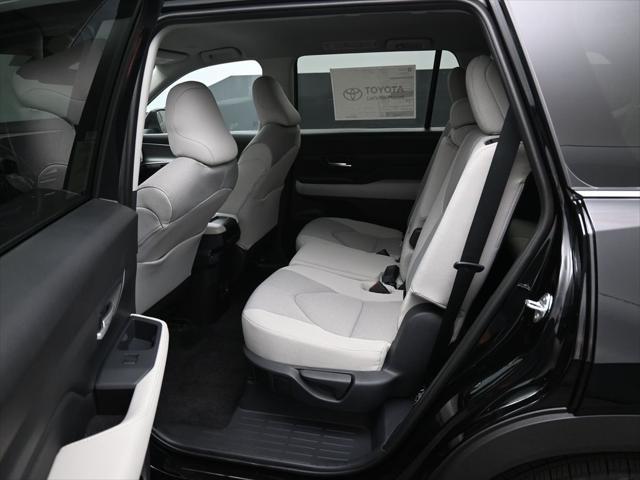 new 2025 Toyota Highlander car, priced at $43,048