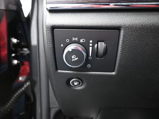 used 2014 Jeep Grand Cherokee car, priced at $14,745