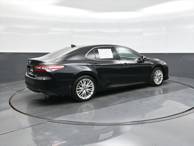 used 2018 Toyota Camry Hybrid car, priced at $18,774