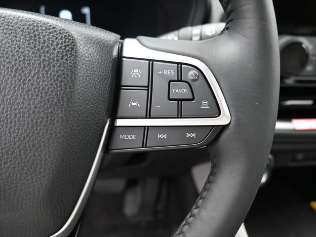 used 2025 Toyota Grand Highlander car, priced at $65,500