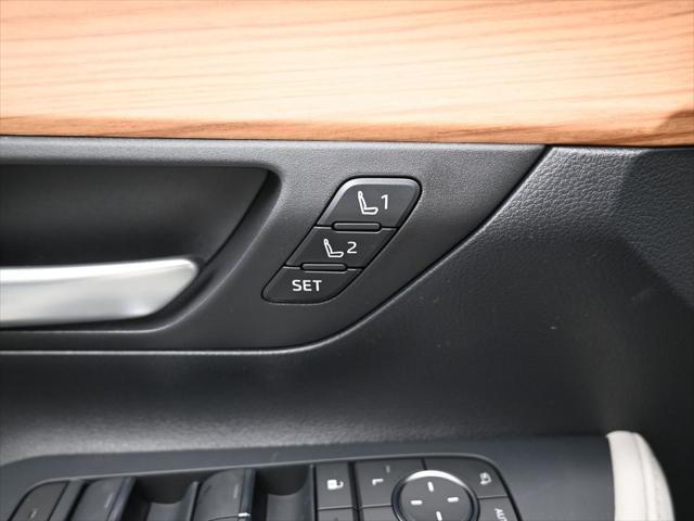used 2025 Toyota Grand Highlander car, priced at $65,500