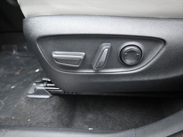 used 2025 Toyota Grand Highlander car, priced at $65,500