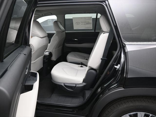 new 2025 Toyota Grand Highlander car, priced at $56,657