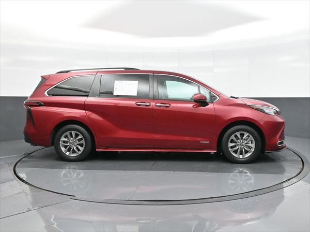 used 2021 Toyota Sienna car, priced at $37,916