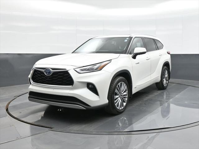 used 2020 Toyota Highlander Hybrid car, priced at $45,977