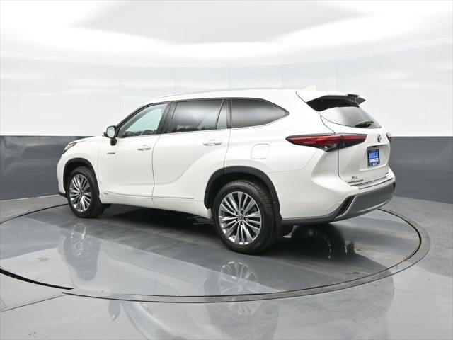 used 2020 Toyota Highlander Hybrid car, priced at $45,977