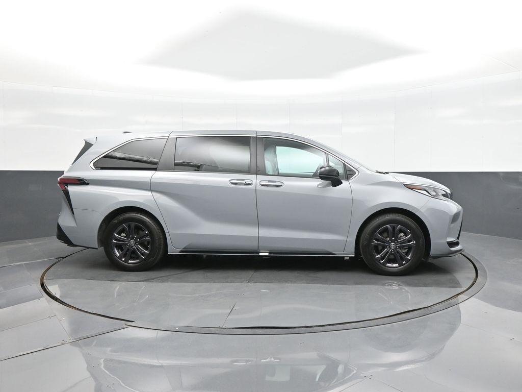 used 2024 Toyota Sienna car, priced at $51,995