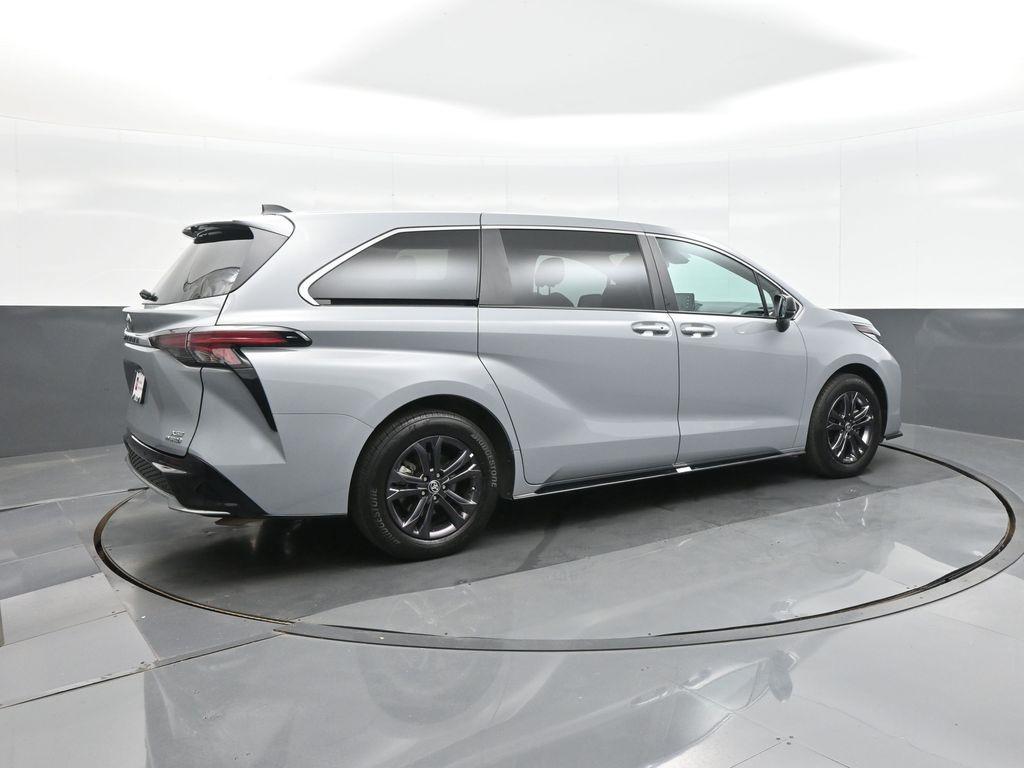 used 2024 Toyota Sienna car, priced at $51,995