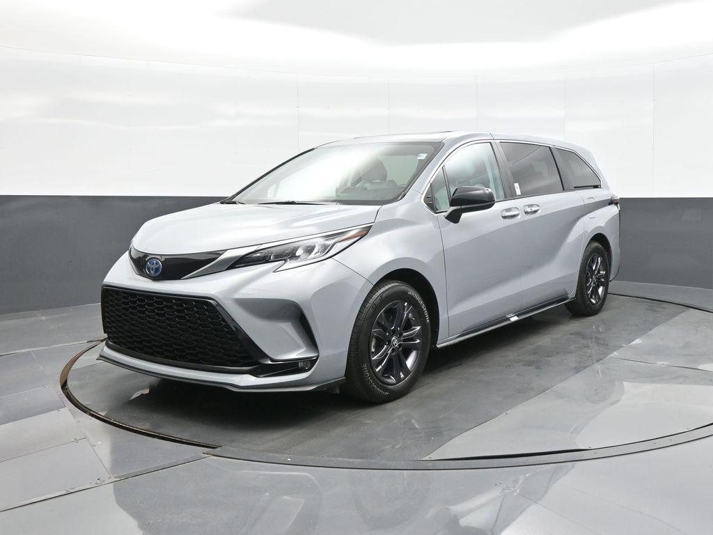 used 2024 Toyota Sienna car, priced at $51,995
