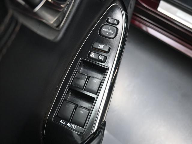 used 2015 Toyota Avalon Hybrid car, priced at $15,000