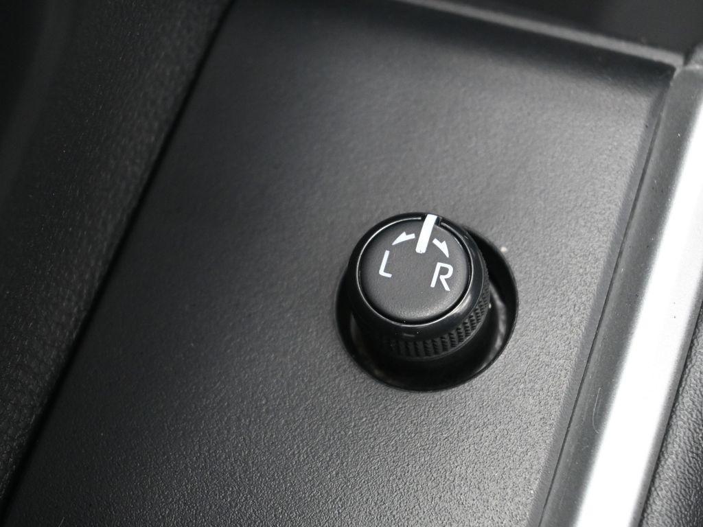 used 2021 Toyota Highlander Hybrid car, priced at $26,343