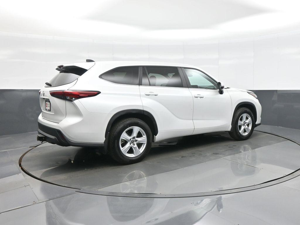 used 2023 Toyota Highlander car, priced at $35,922