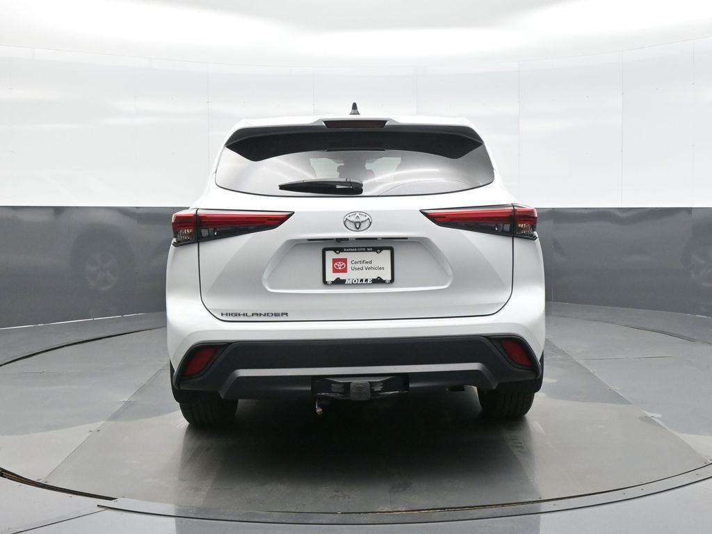 used 2023 Toyota Highlander car, priced at $35,922