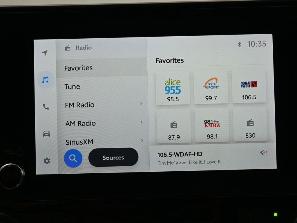 used 2023 Toyota Highlander car, priced at $35,922