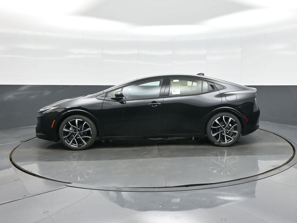new 2026 Toyota Prius Plug-In Hybrid car, priced at $43,013
