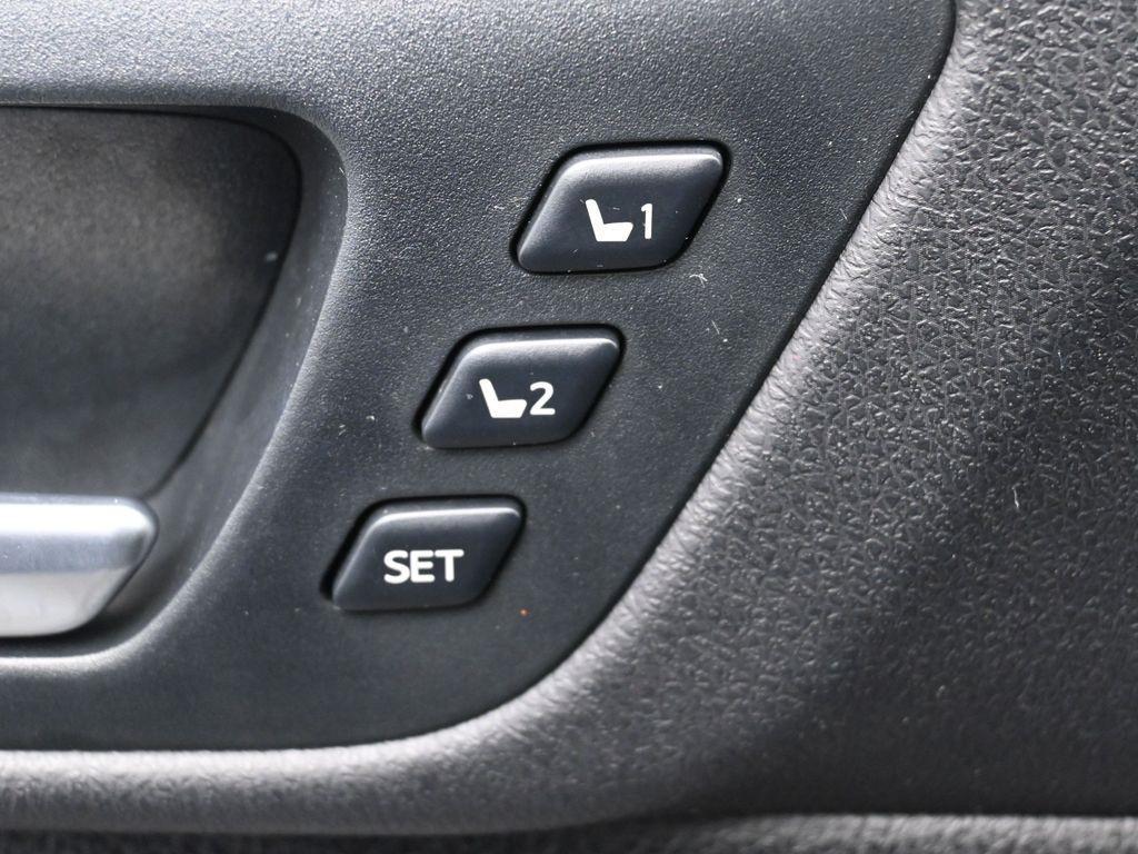 used 2016 Toyota Highlander car, priced at $20,750