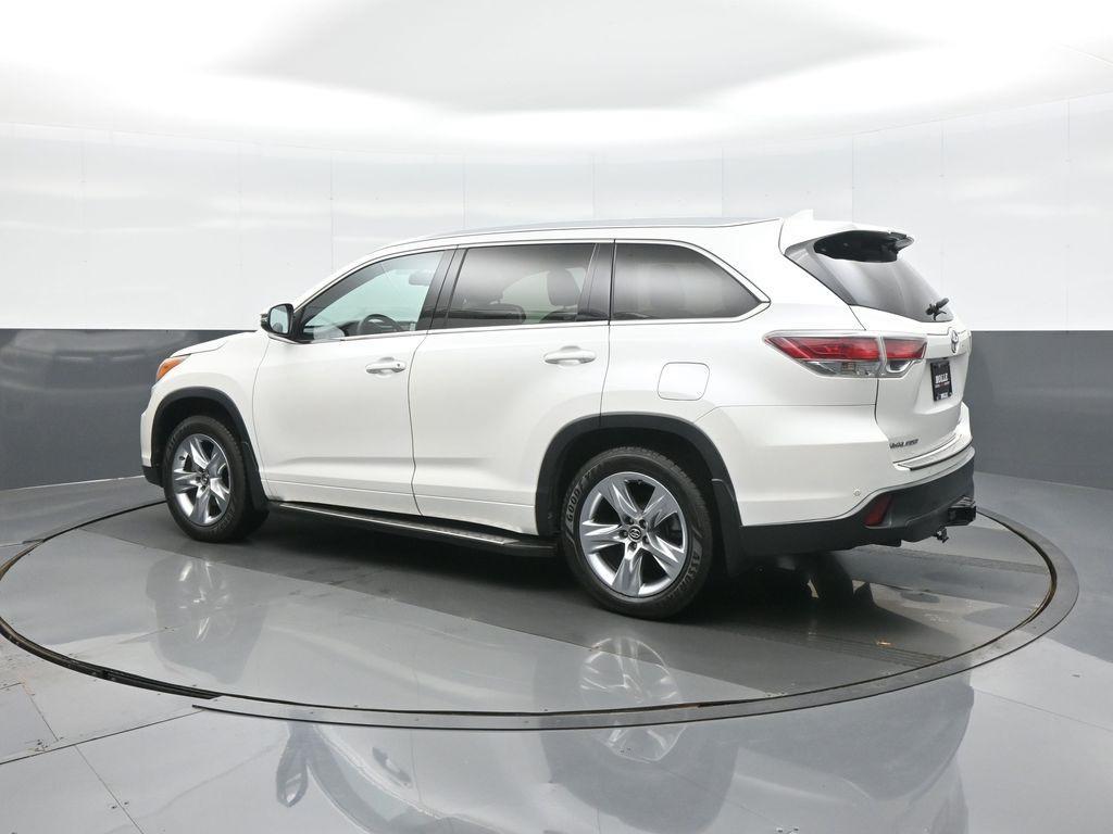 used 2016 Toyota Highlander car, priced at $20,750