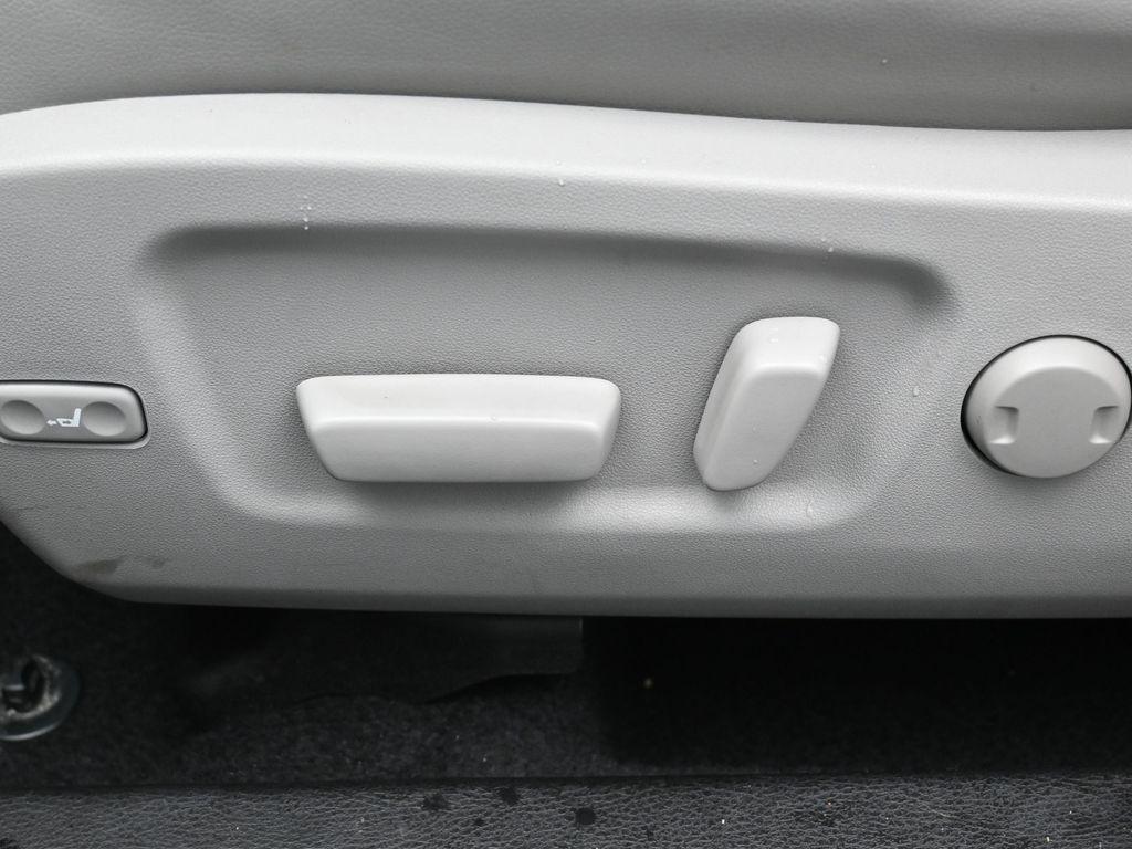 used 2019 Toyota Highlander car, priced at $25,858