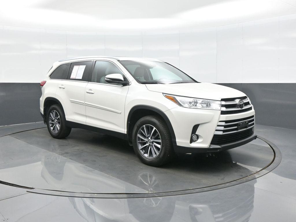 used 2019 Toyota Highlander car, priced at $25,858