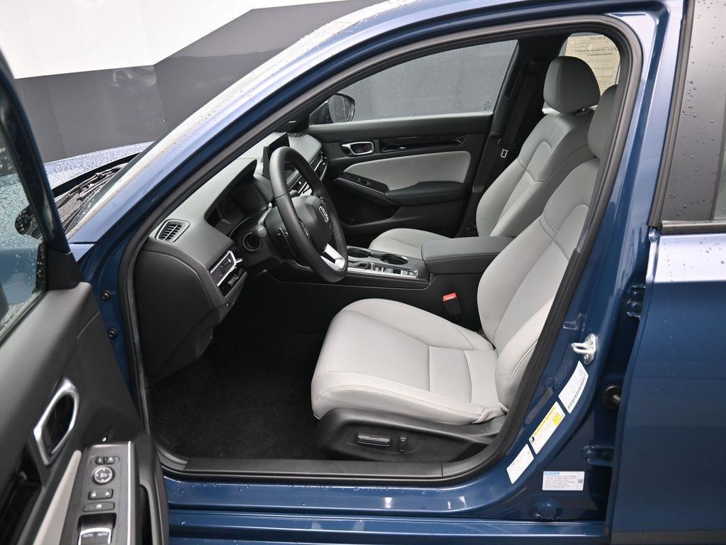 used 2025 Honda Civic Hybrid car, priced at $29,394