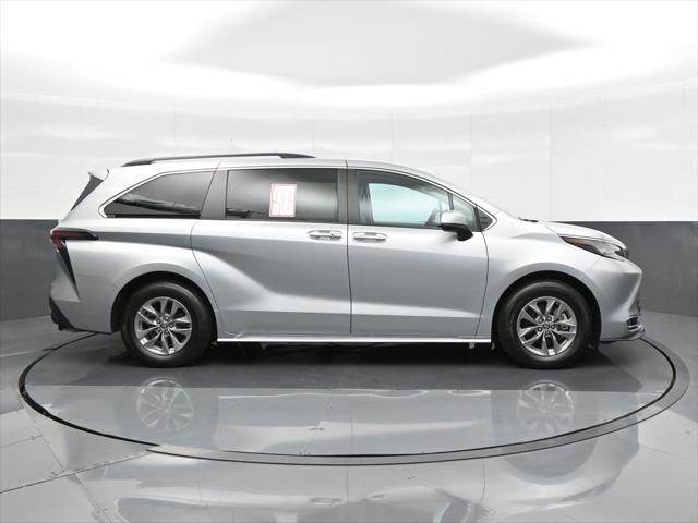 used 2023 Toyota Sienna car, priced at $47,274