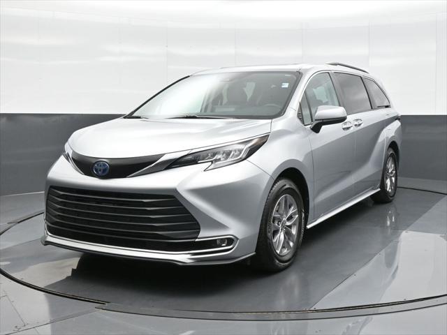 used 2023 Toyota Sienna car, priced at $47,274