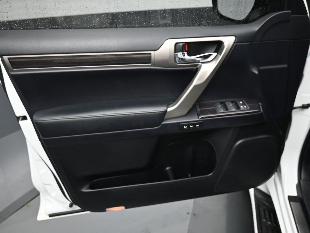 used 2020 Lexus GX 460 car, priced at $41,997
