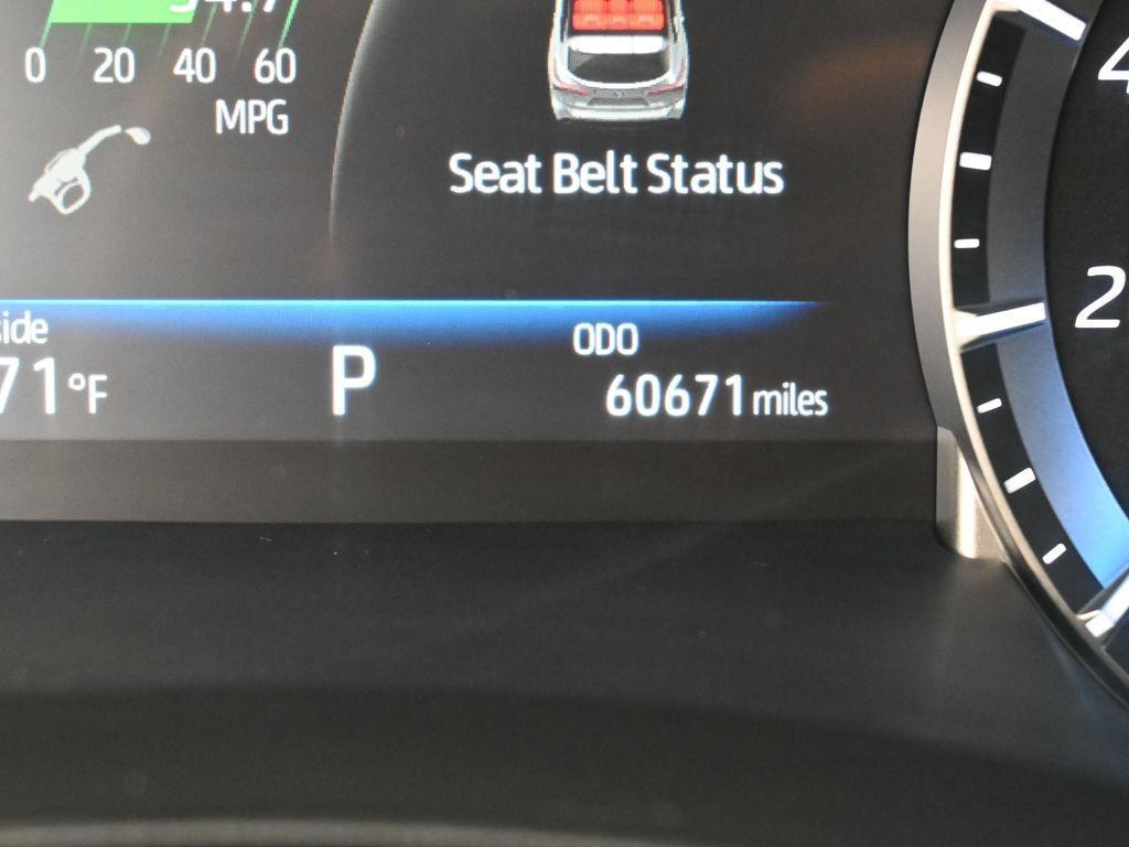 used 2022 Toyota Highlander Hybrid car, priced at $39,056