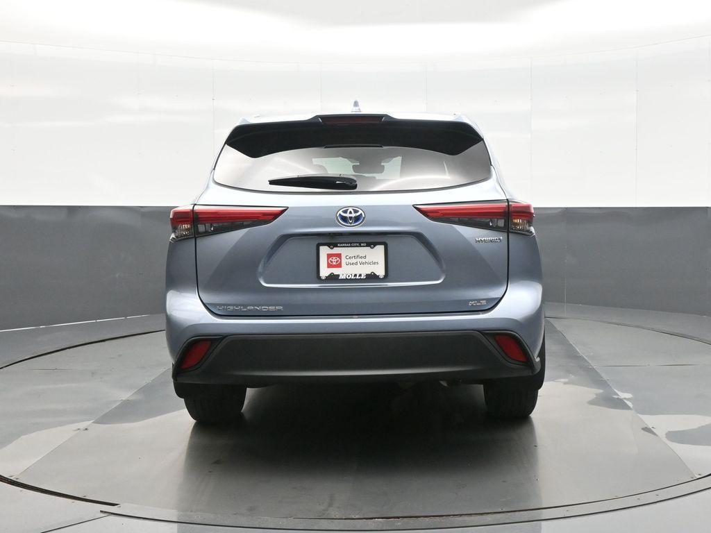 used 2022 Toyota Highlander Hybrid car, priced at $39,056