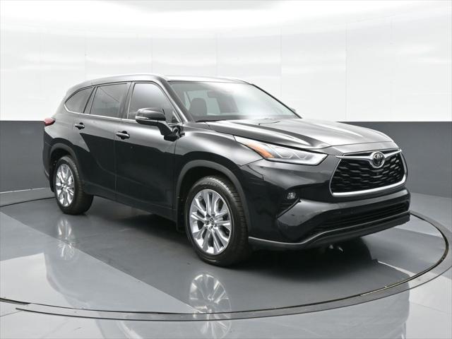 used 2021 Toyota Highlander car, priced at $38,994