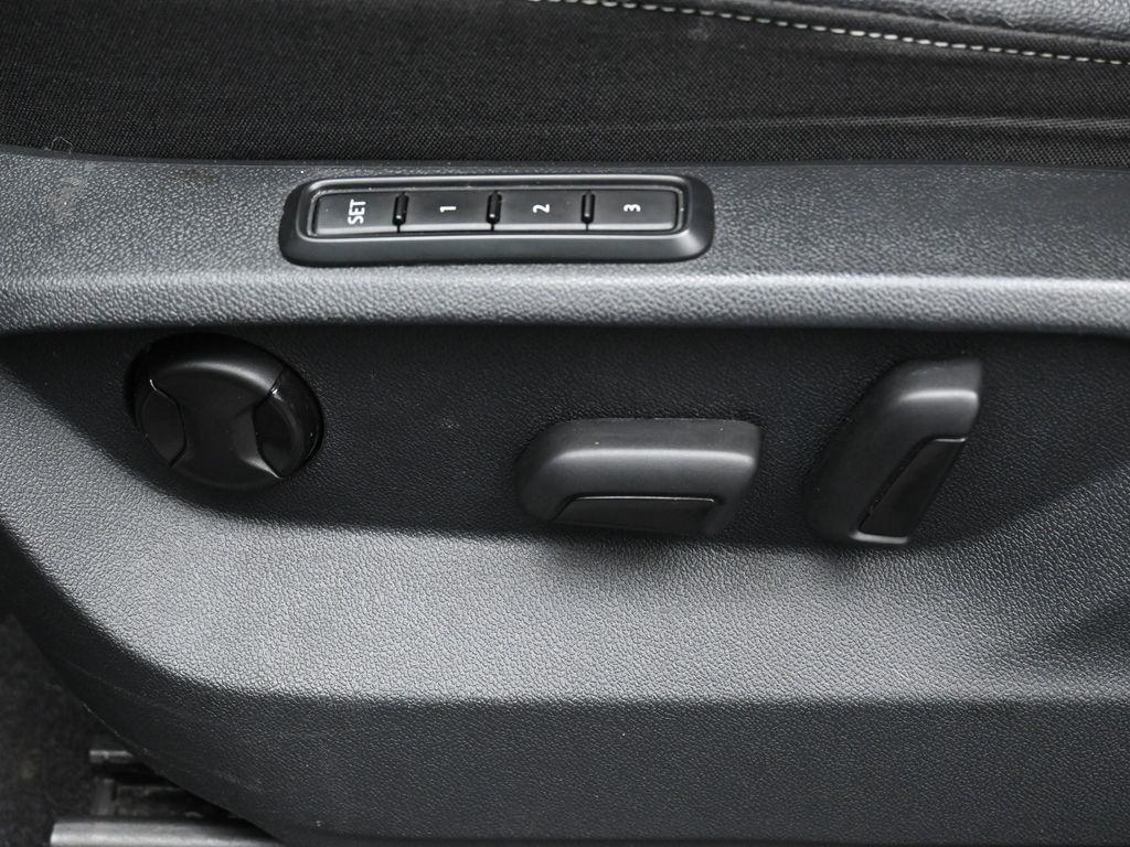 used 2020 Volkswagen Atlas Cross Sport car, priced at $22,975