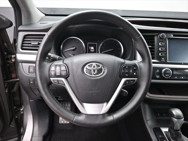 used 2018 Toyota Highlander car, priced at $25,405