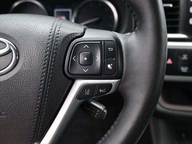 used 2018 Toyota Highlander car, priced at $25,405