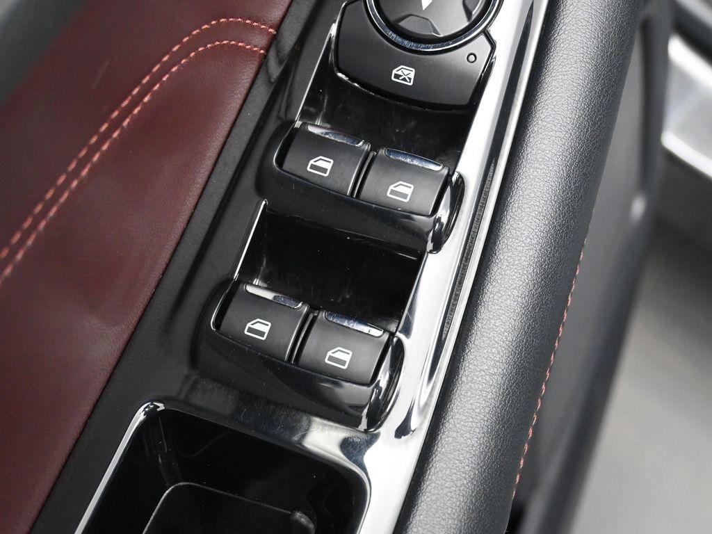 used 2020 Ford Edge car, priced at $22,096