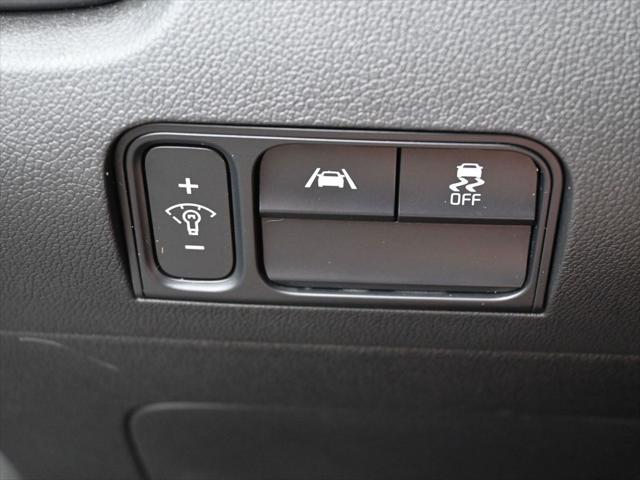 used 2022 Kia Sorento car, priced at $25,480