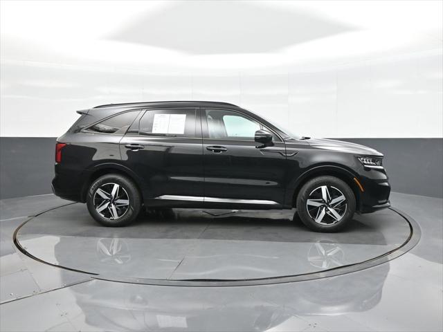 used 2022 Kia Sorento car, priced at $25,480