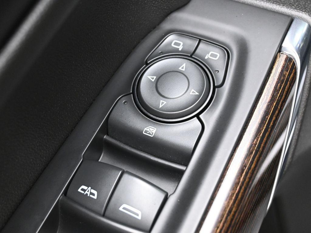 used 2021 GMC Sierra 1500 car, priced at $40,000