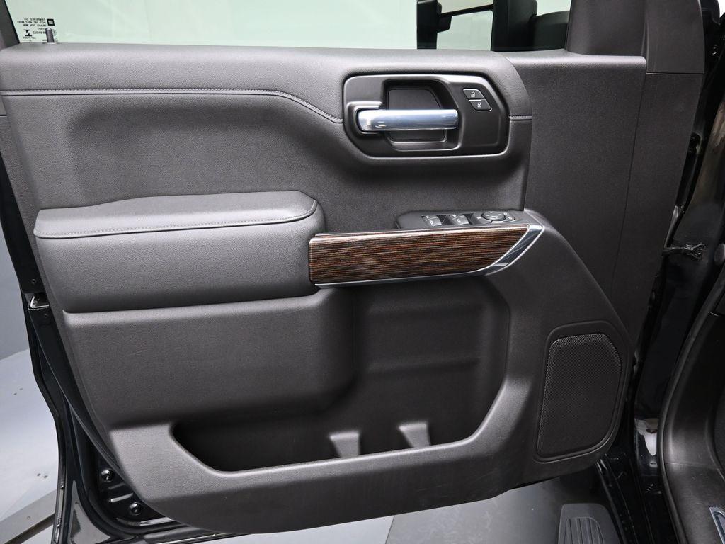 used 2021 GMC Sierra 1500 car, priced at $40,000