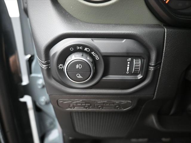 used 2025 Jeep Gladiator car, priced at $51,040