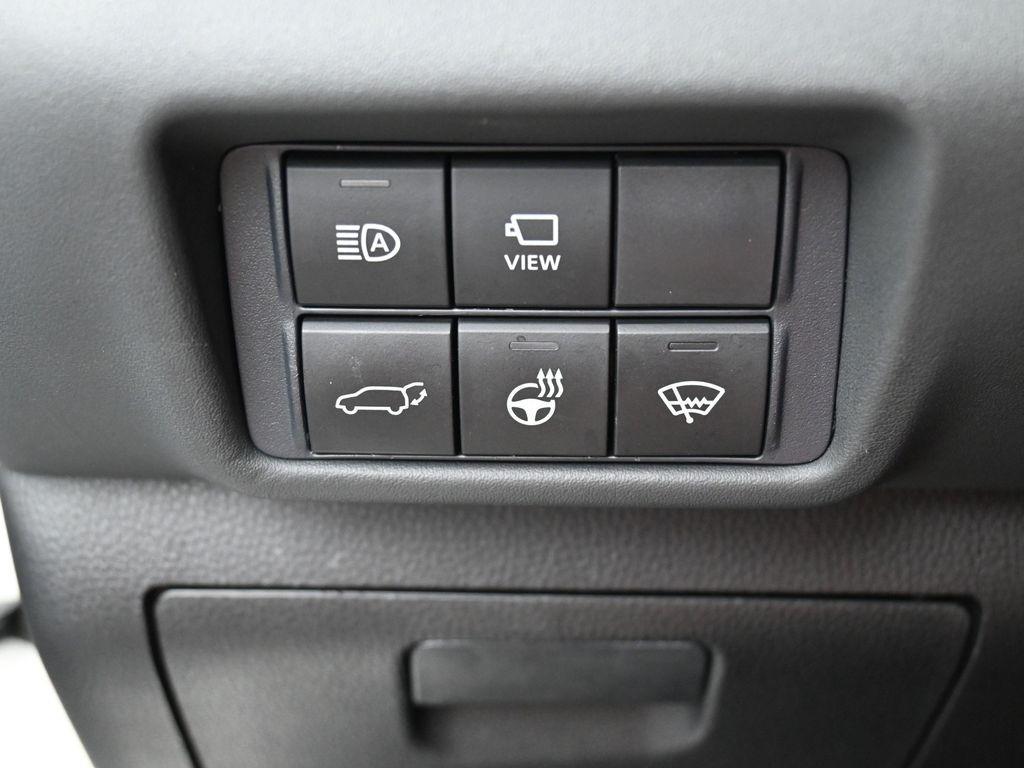 used 2021 Toyota Highlander car, priced at $37,546