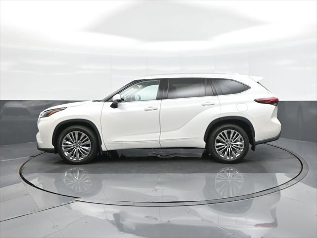 used 2021 Toyota Highlander car, priced at $38,496