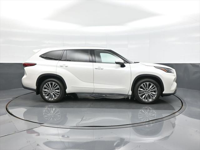used 2021 Toyota Highlander car, priced at $38,496