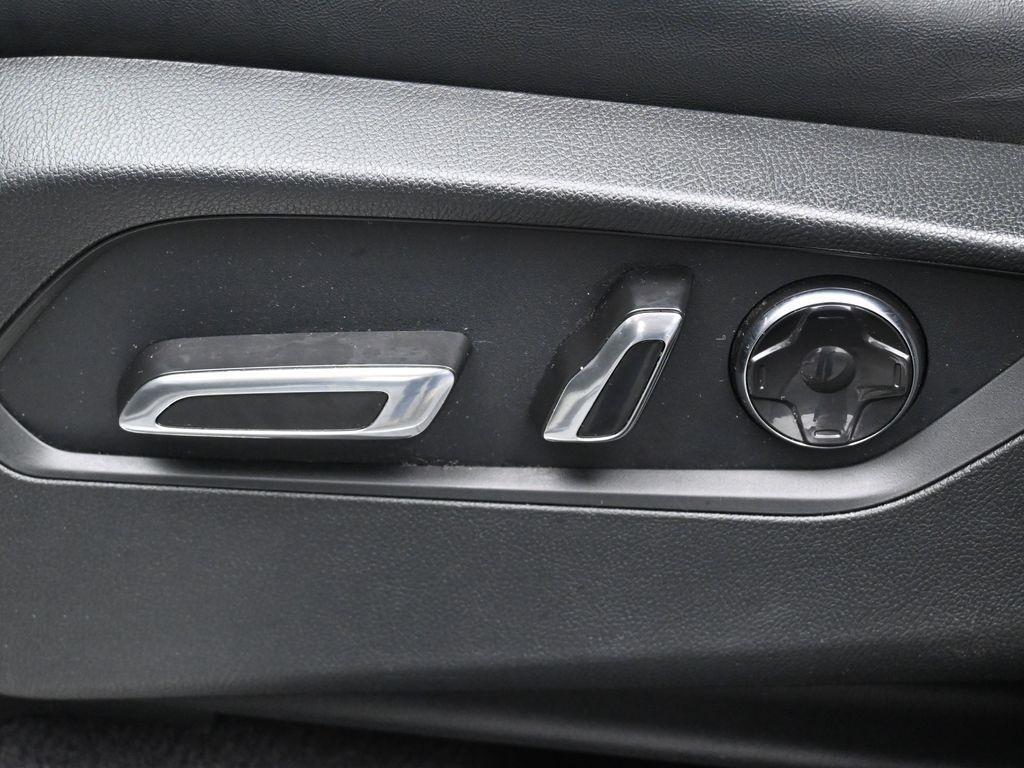 used 2019 Acura RDX car, priced at $22,899